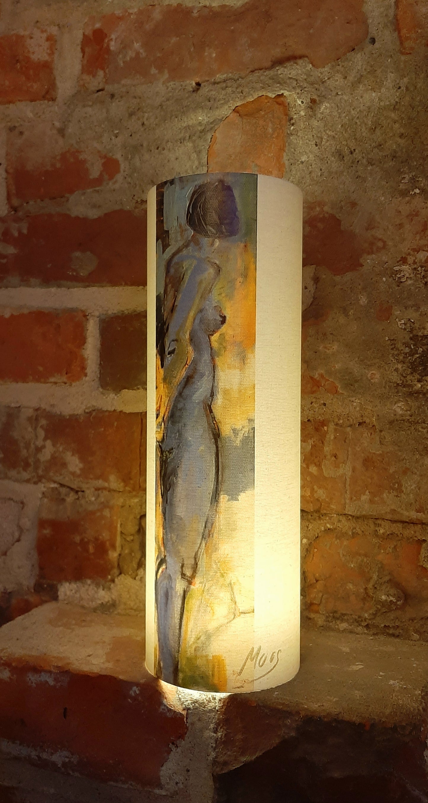 Tischlampe /Blaue Frau mit LED Birne in warmweiß oder als Solarlampe