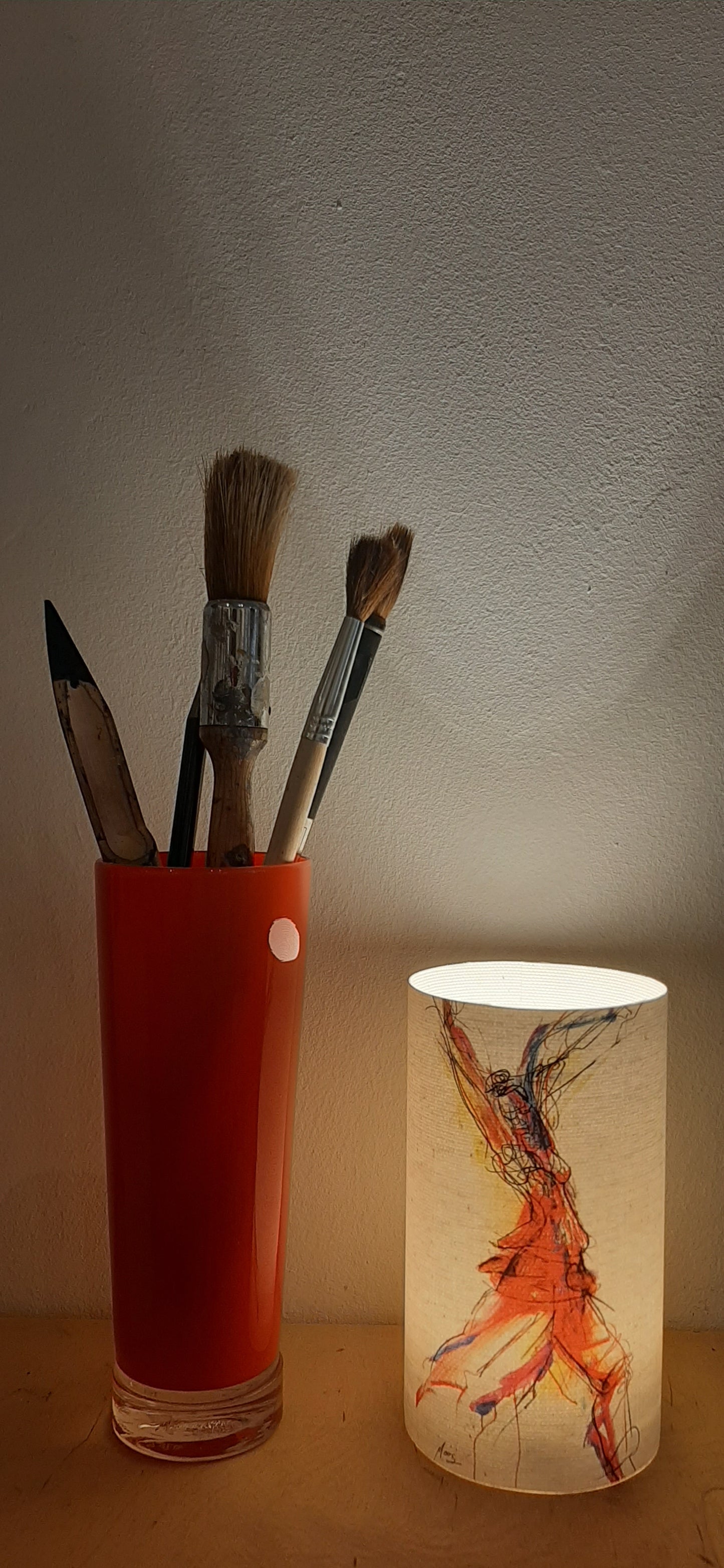 Tischlampe auch mit Solarmodul/Tanz/ Innere Freiheit Leinwanddruck auf Glas mit LED Birne warmweiß oder auch als Solarlampe