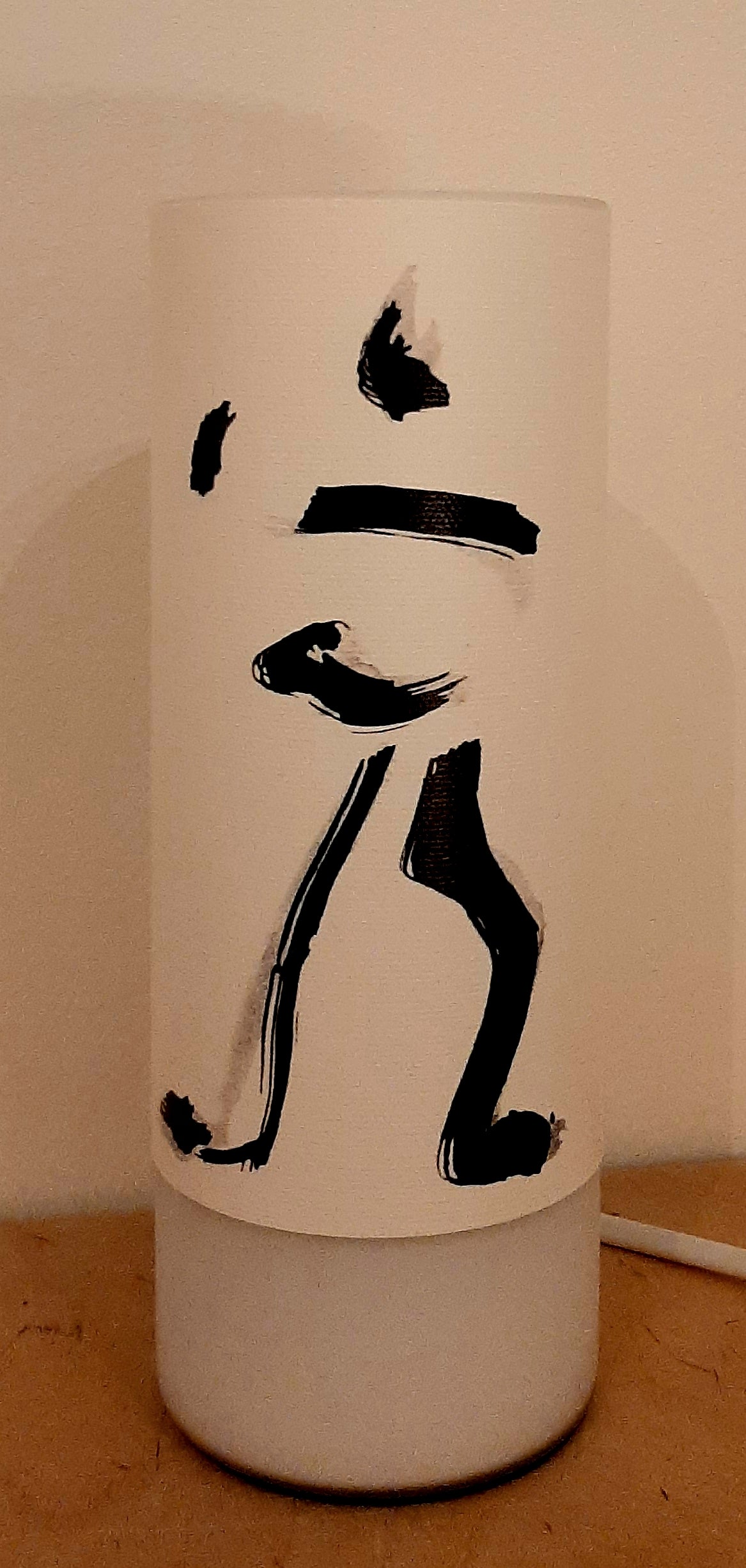 Tai Chi Tischlampe als Einzelanfertigung mit Handsignatur