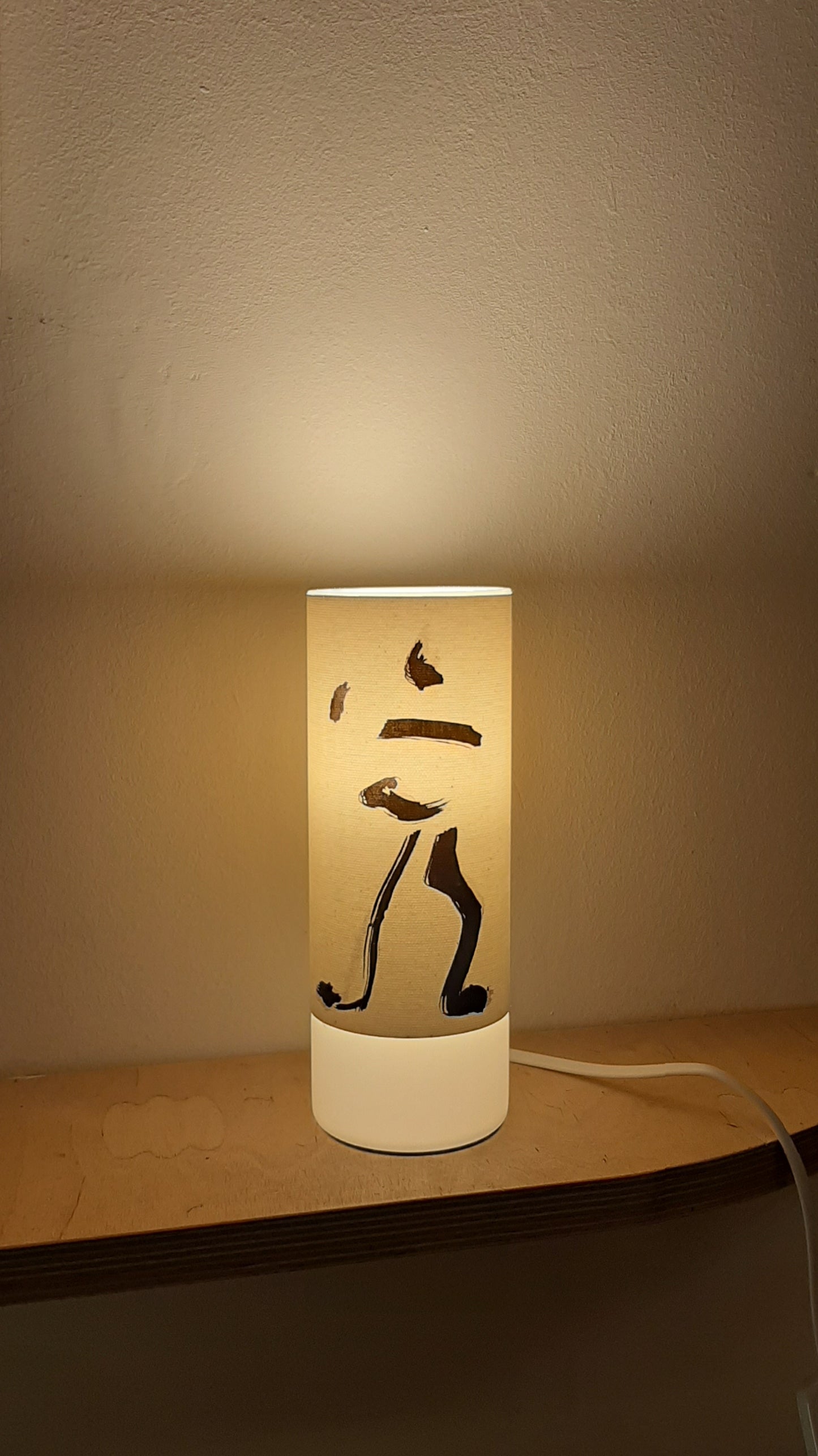 Tai Chi Tischlampe als Einzelanfertigung mit Handsignatur